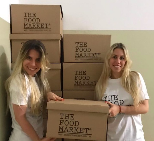 Nadia (izq) y Melanie (der) The Food Market